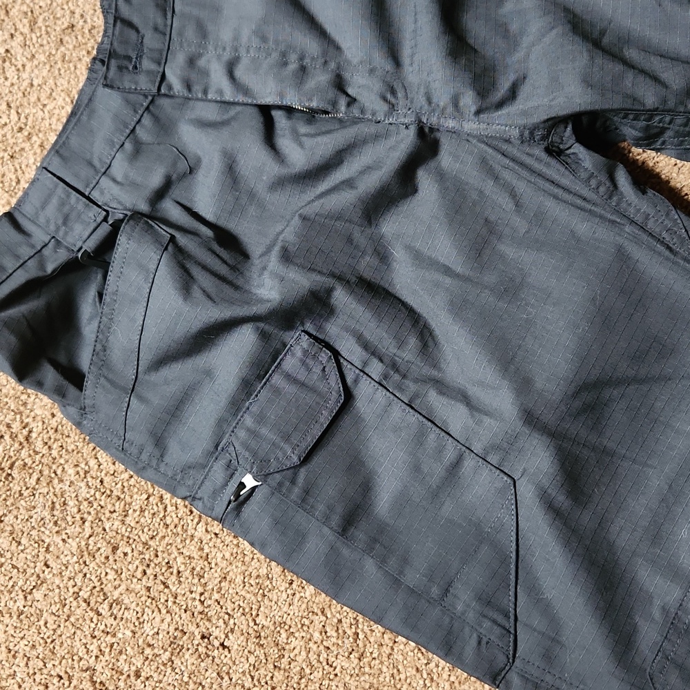 Mens utility cargo pants black - Picture 2 of 4